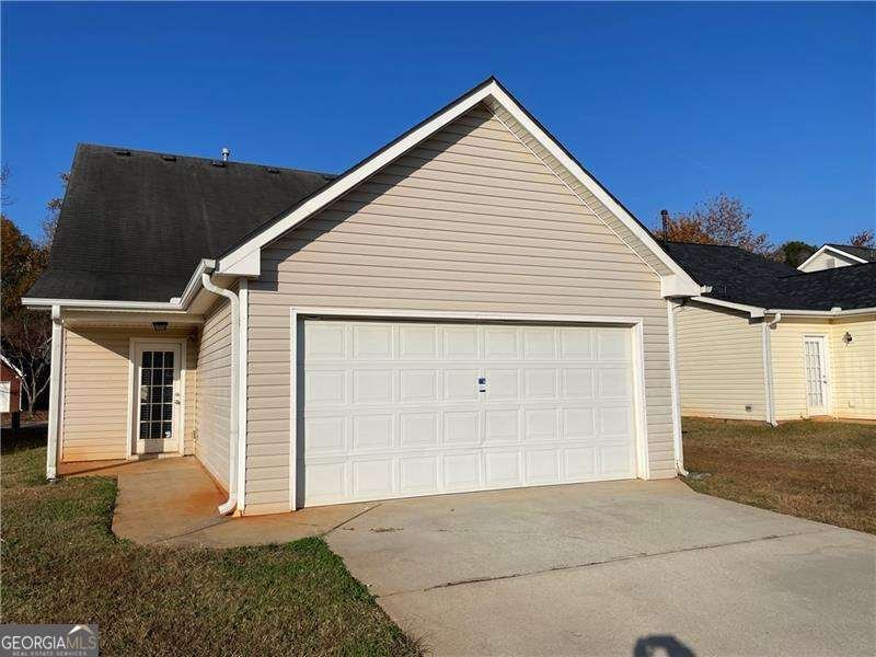 1705 New Orleans Way Mcdonough - main photo