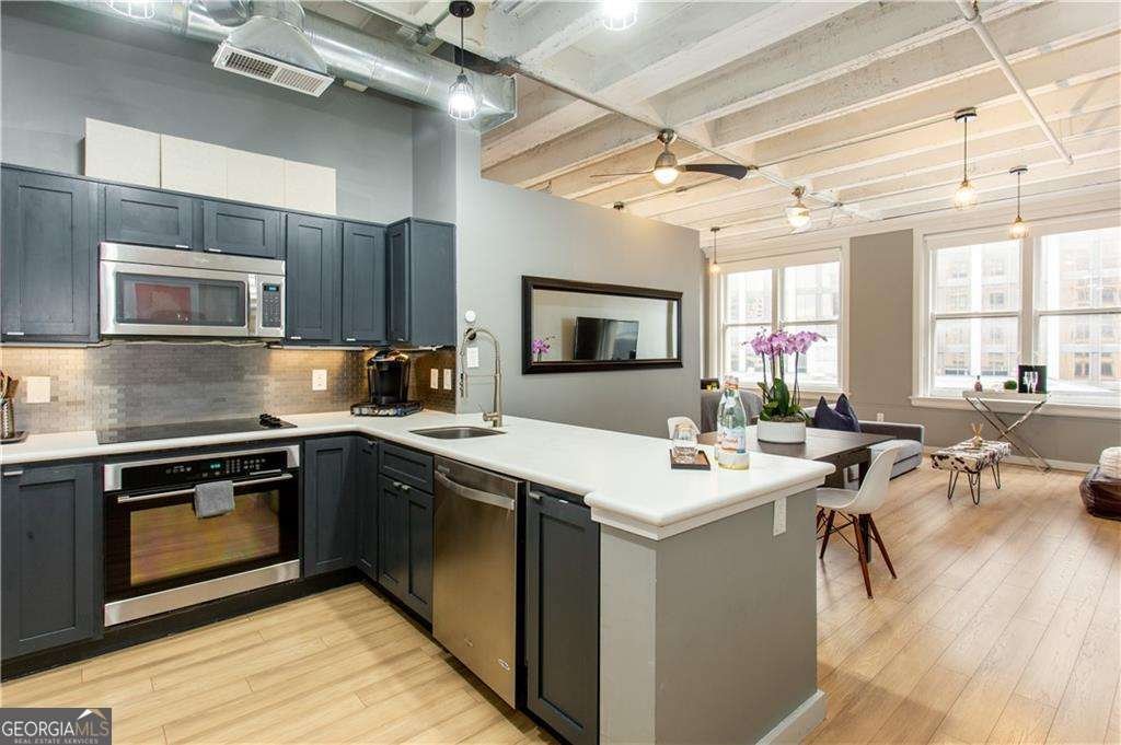 32 Peachtree Street Atlanta - main photo