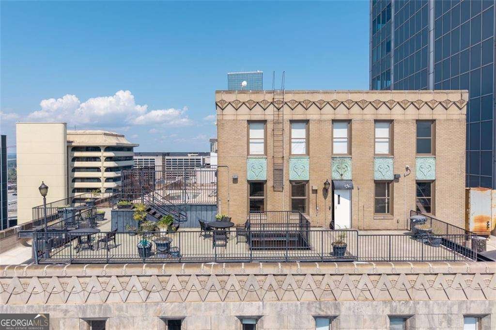 32 Peachtree Street Atlanta - 25