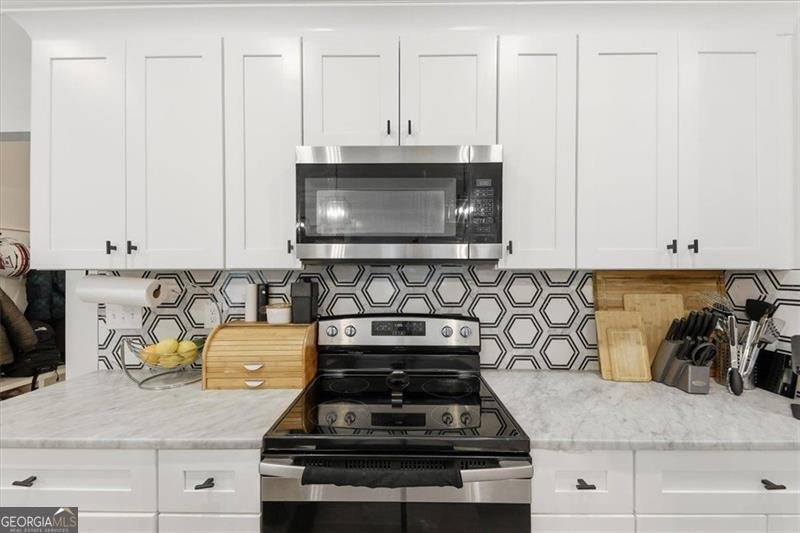 3497 TIFFANY COVE Drive Loganville - 24