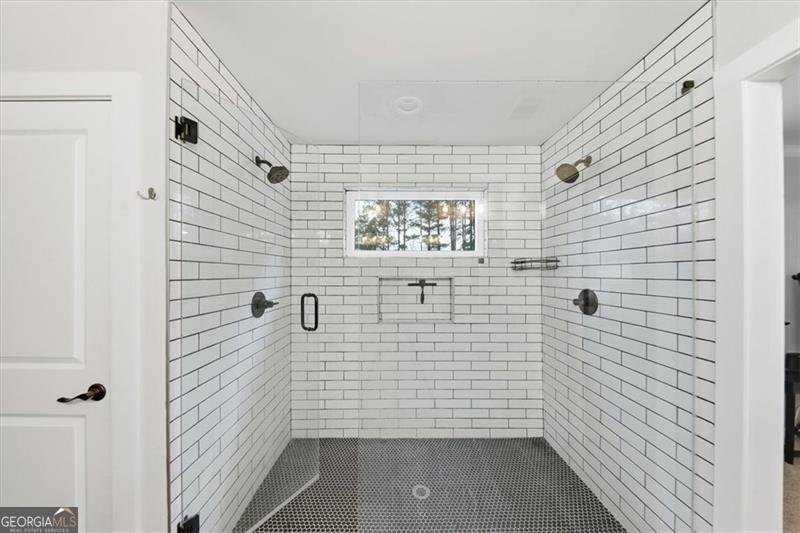 3497 TIFFANY COVE Drive Loganville - 43