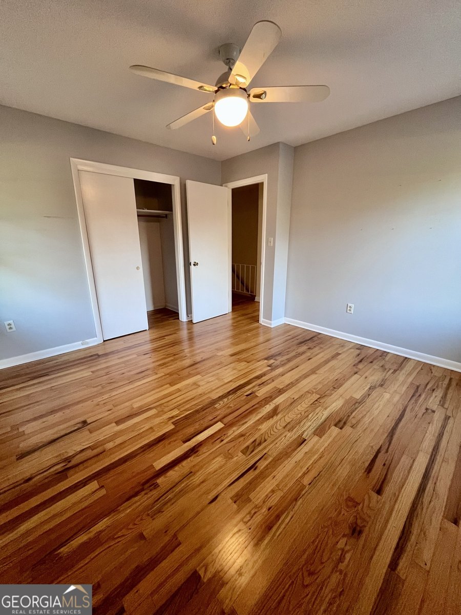 325 University Circle Athens - 16