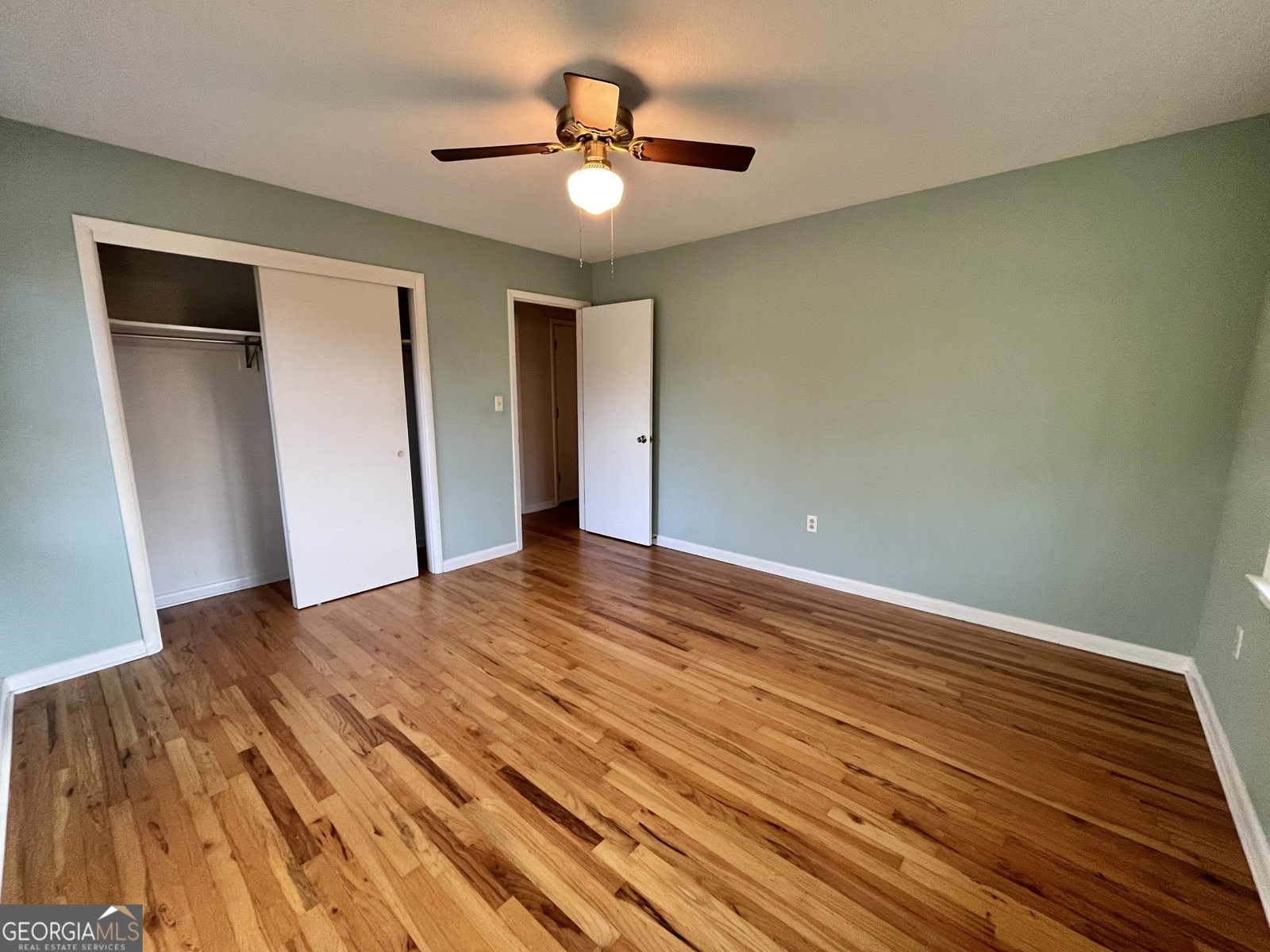 325 University Circle Athens - 17