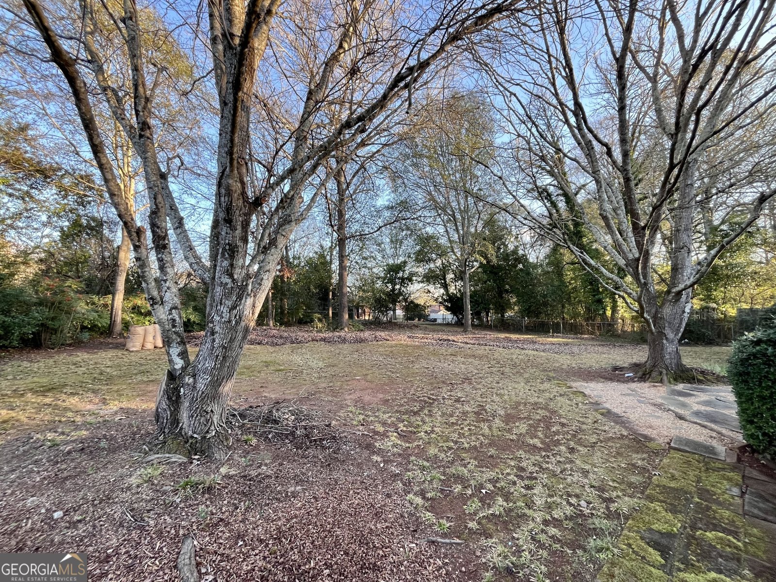 325 University Circle Athens - 31