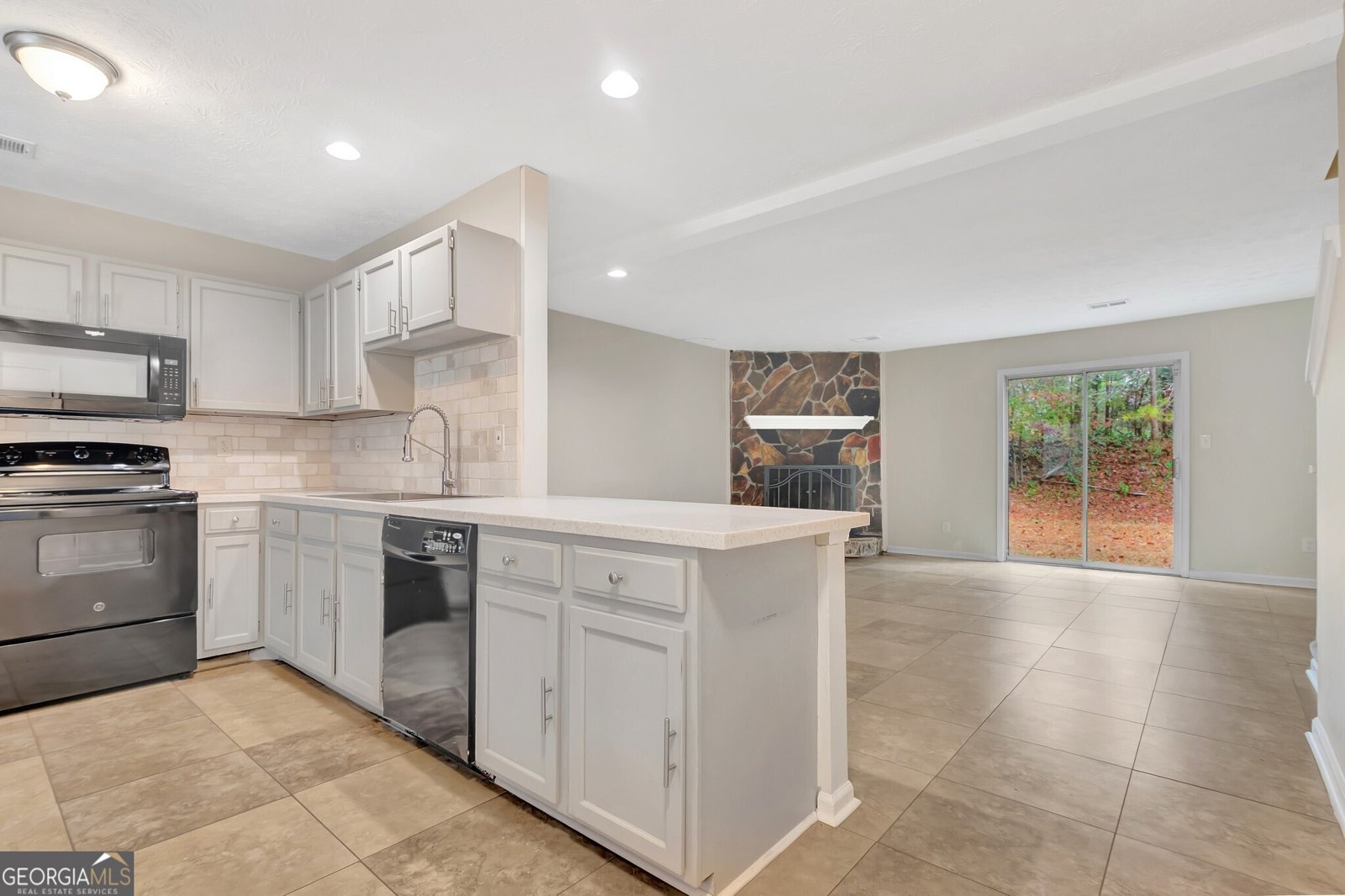 1946 Cornell Way Morrow - 6