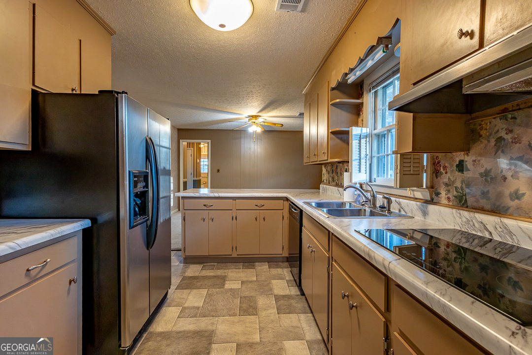 5021 Greenhill Road Eastman - 12