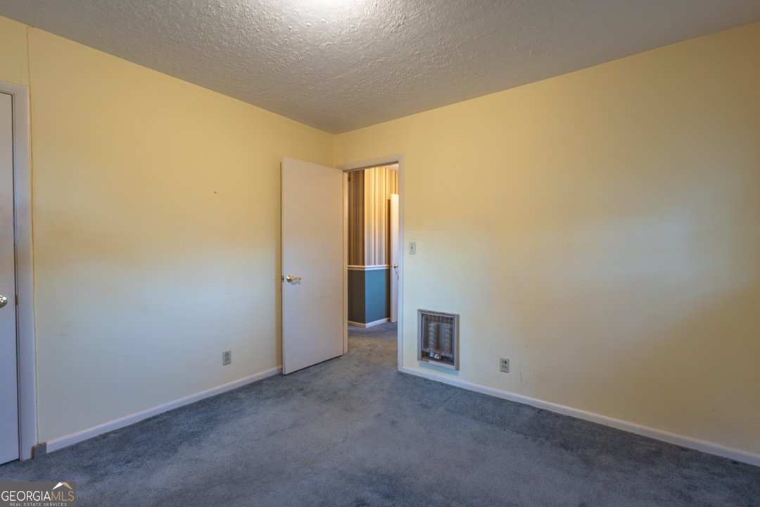 5021 Greenhill Road Eastman - 21