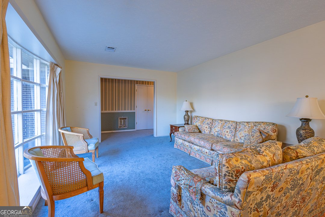 5021 Greenhill Road Eastman - 5