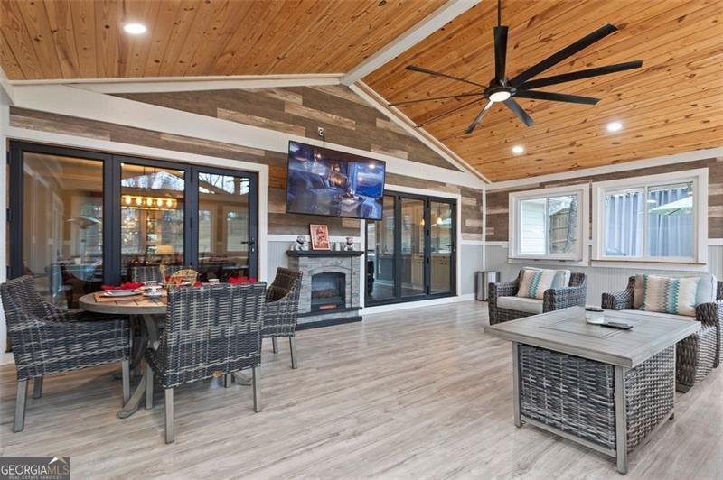 505 WYNCOURTNEY Sandy Springs - 13