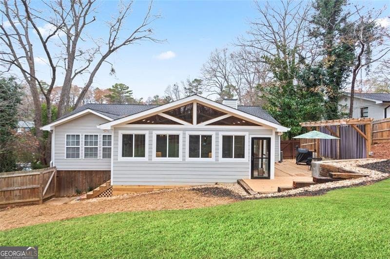 505 WYNCOURTNEY Sandy Springs - 31