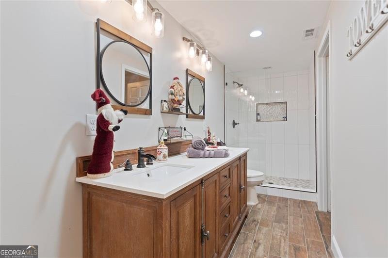 505 WYNCOURTNEY Sandy Springs - 8