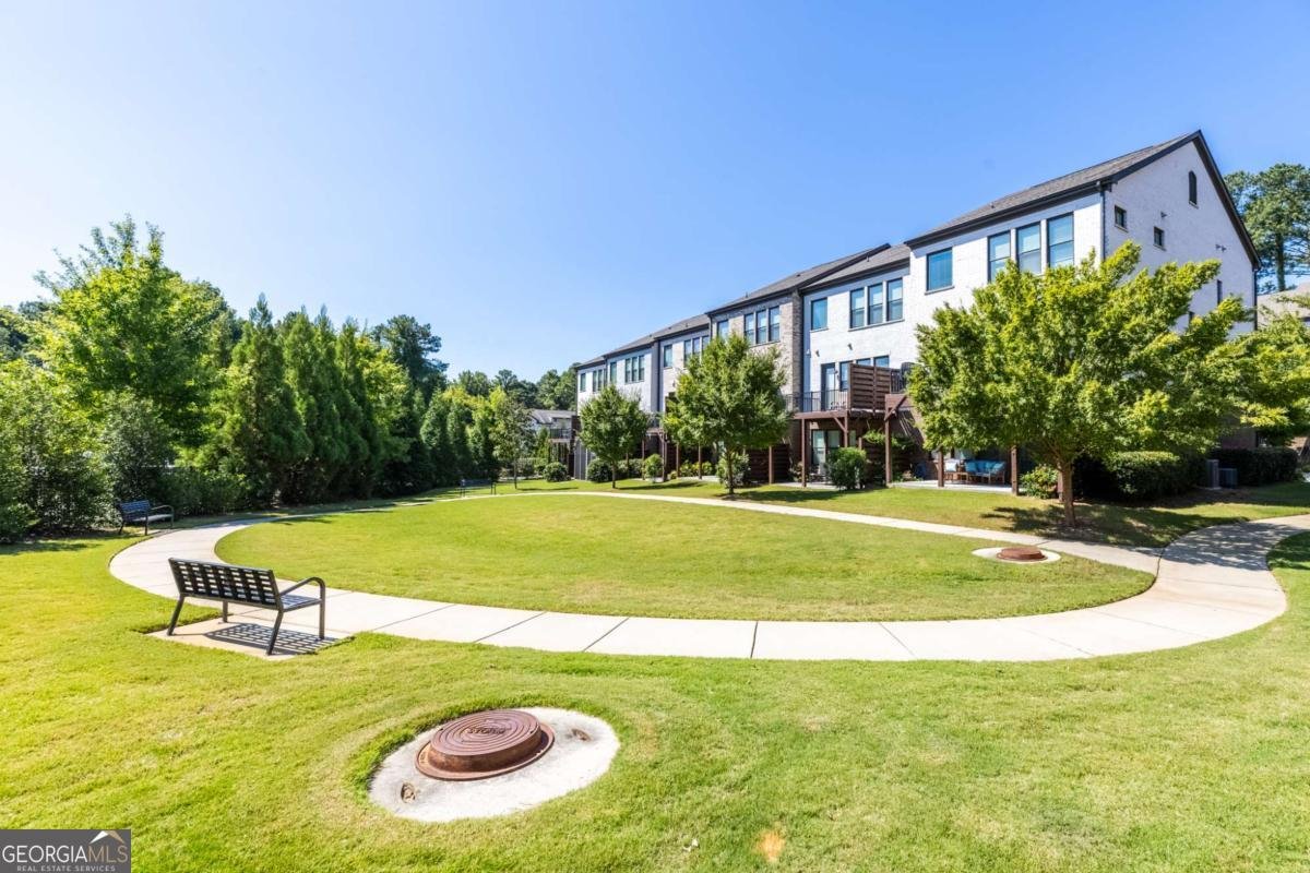 4134 Wisconsin Drive Atlanta - 64