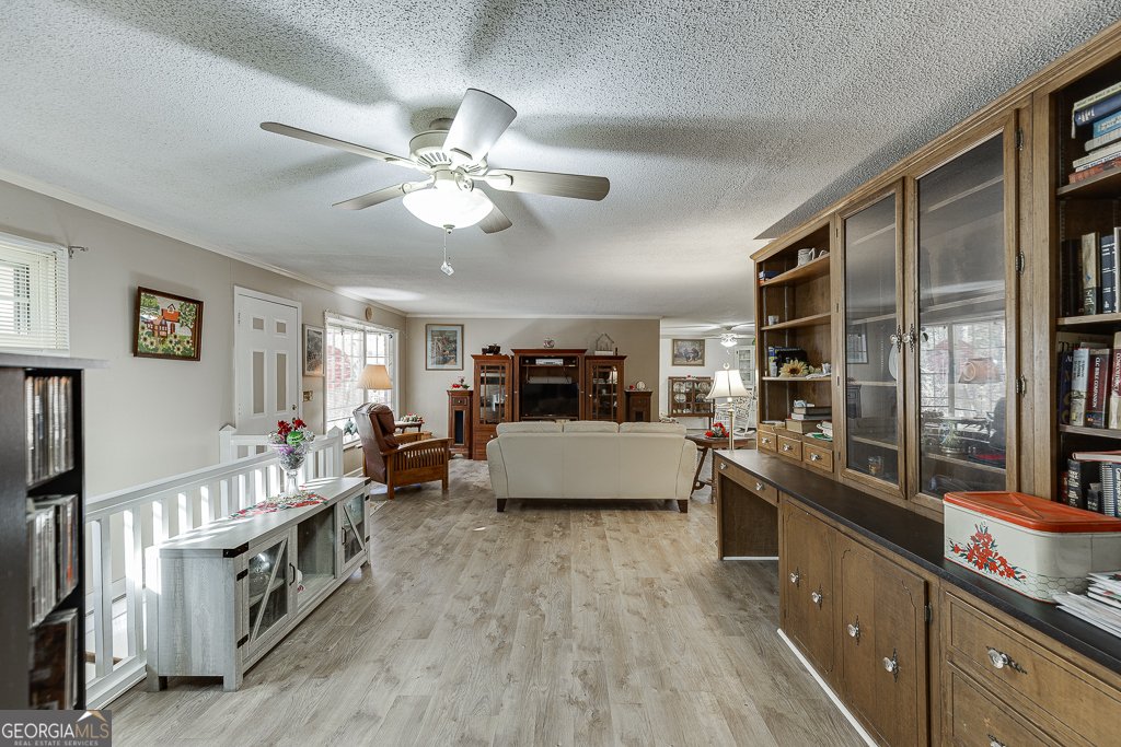 329 Riverbend Drive Royston - 12