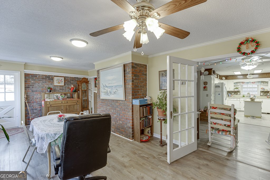 329 Riverbend Drive Royston - 18