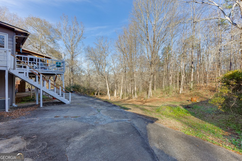 329 Riverbend Drive Royston - 53