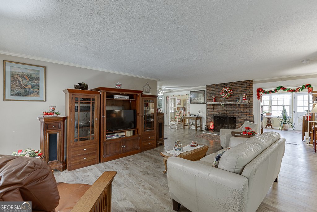 329 Riverbend Drive Royston - 7