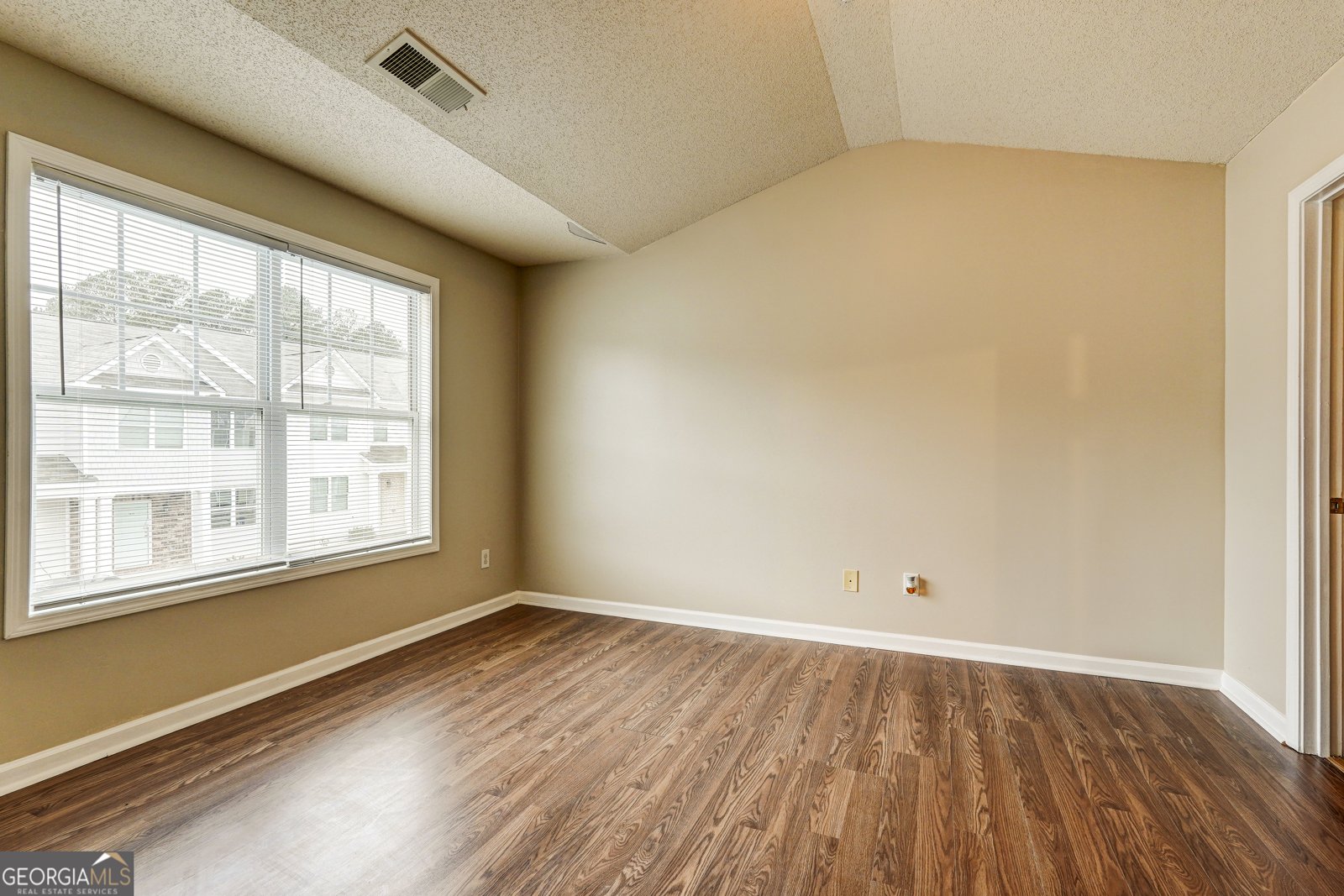 2837 Laurel Ridge Circle East Point - Photo 12