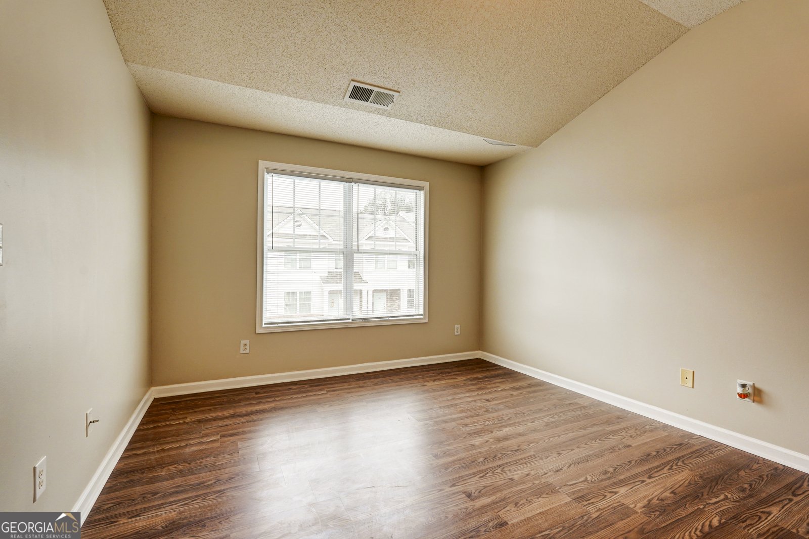 2837 Laurel Ridge Circle East Point - Photo 13