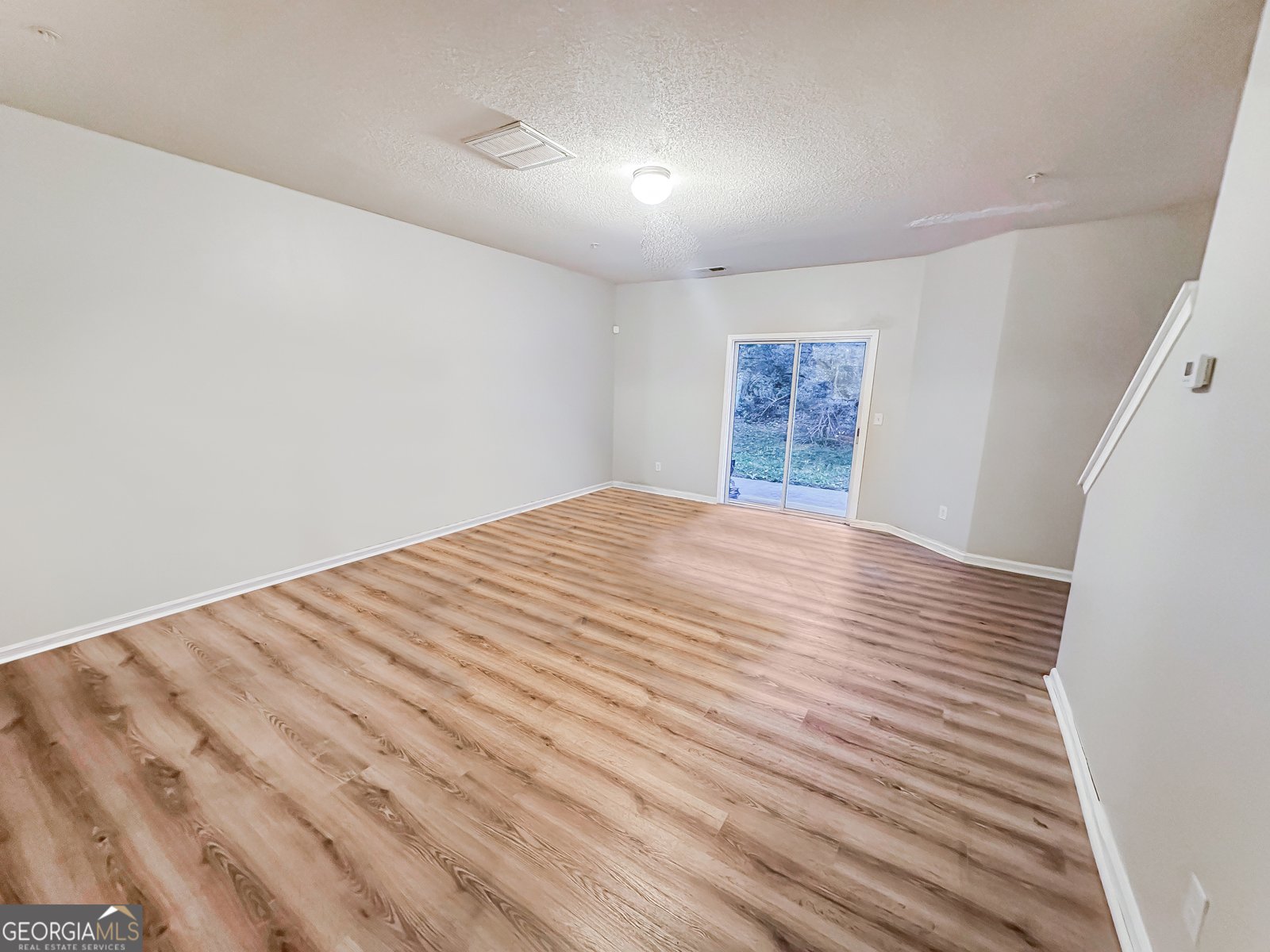 2837 Laurel Ridge Circle East Point - 7