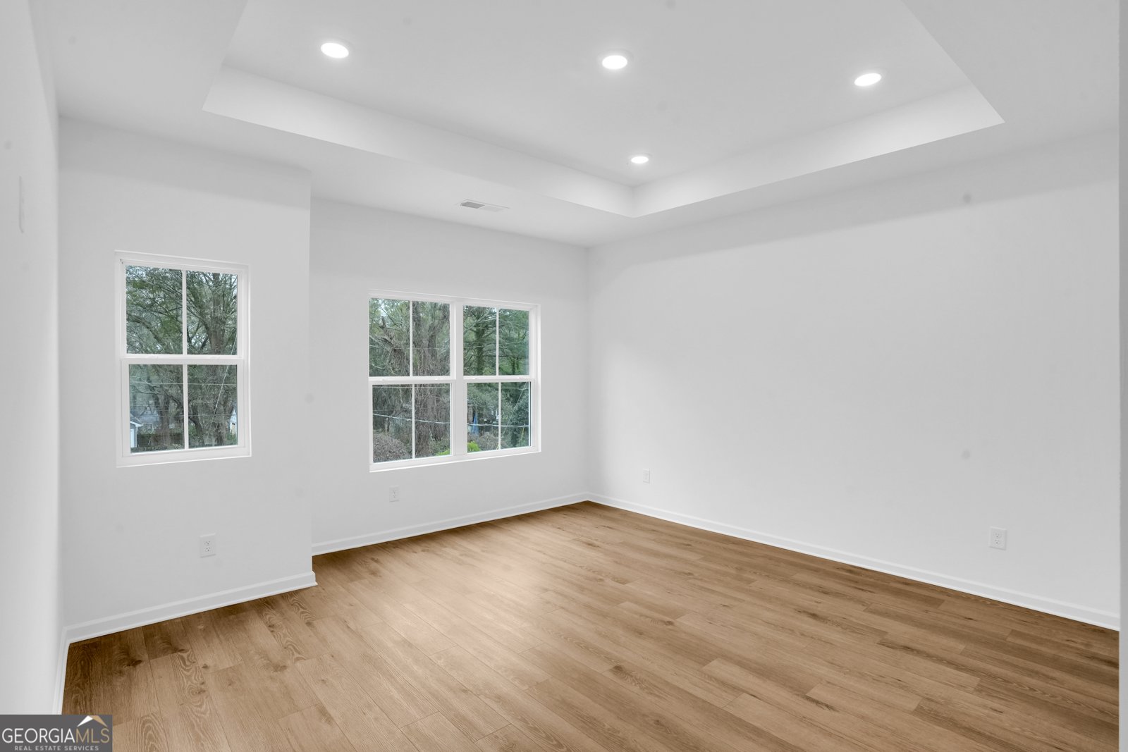 1397 Bridges Avenue Atlanta - 12