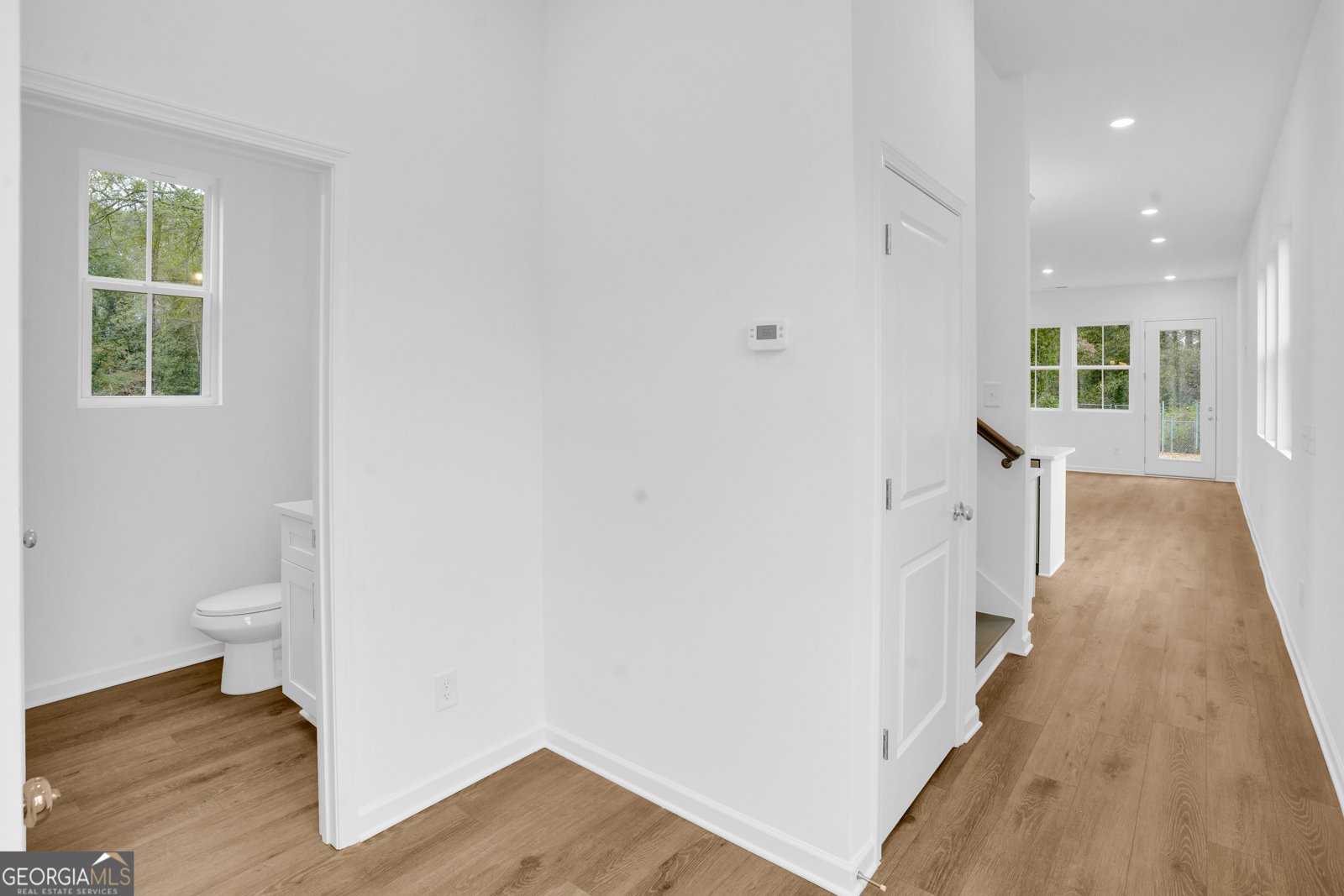 1397 Bridges Avenue Atlanta - 7