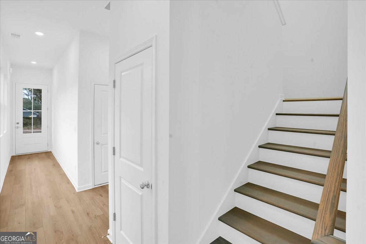 1397 Bridges Avenue Atlanta - 9