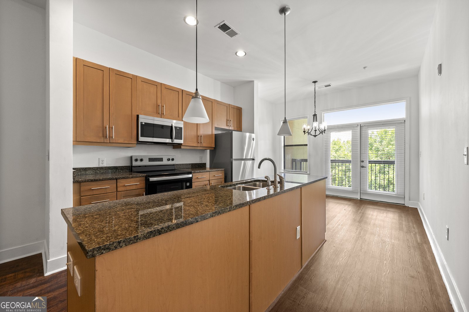 425 CHAPEL Street Atlanta - main photo