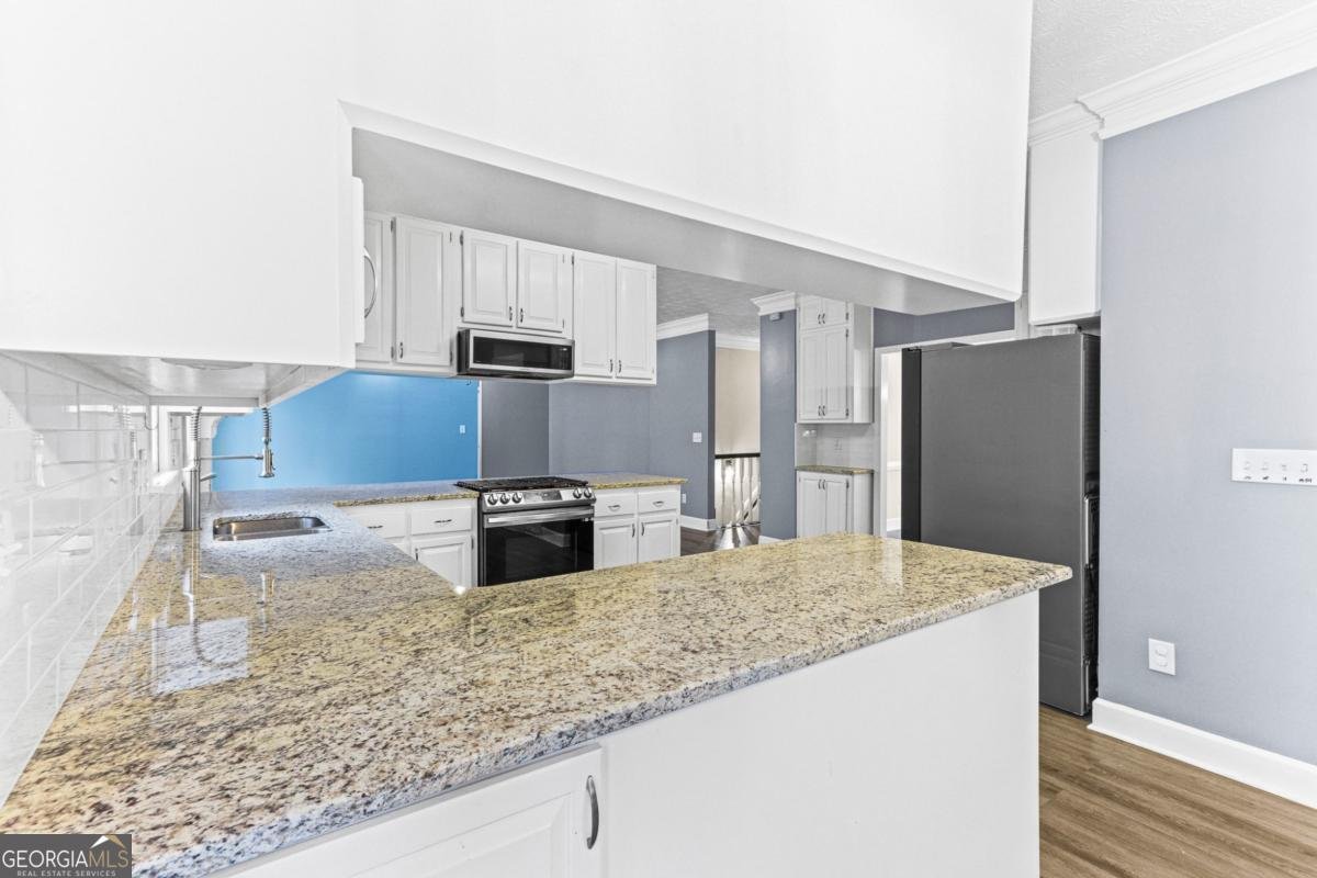 1394 Maple Drive Lilburn - 11