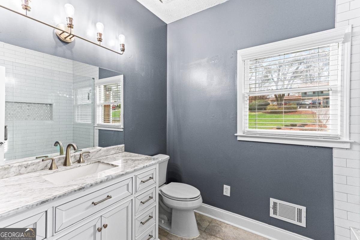 1394 Maple Drive Lilburn - 17