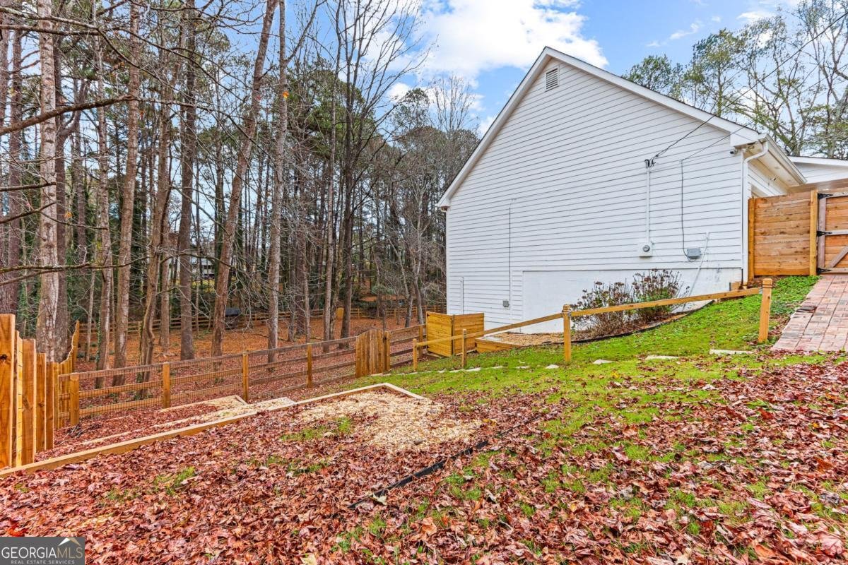 1394 Maple Drive Lilburn - 28