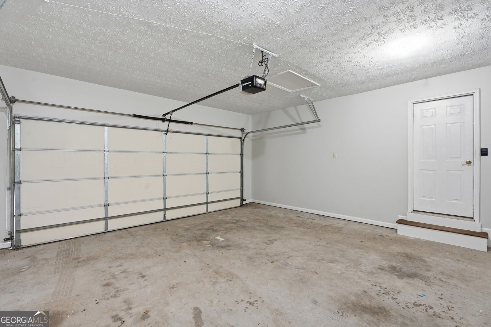 1416 Tullifenney Court Grayson - 33