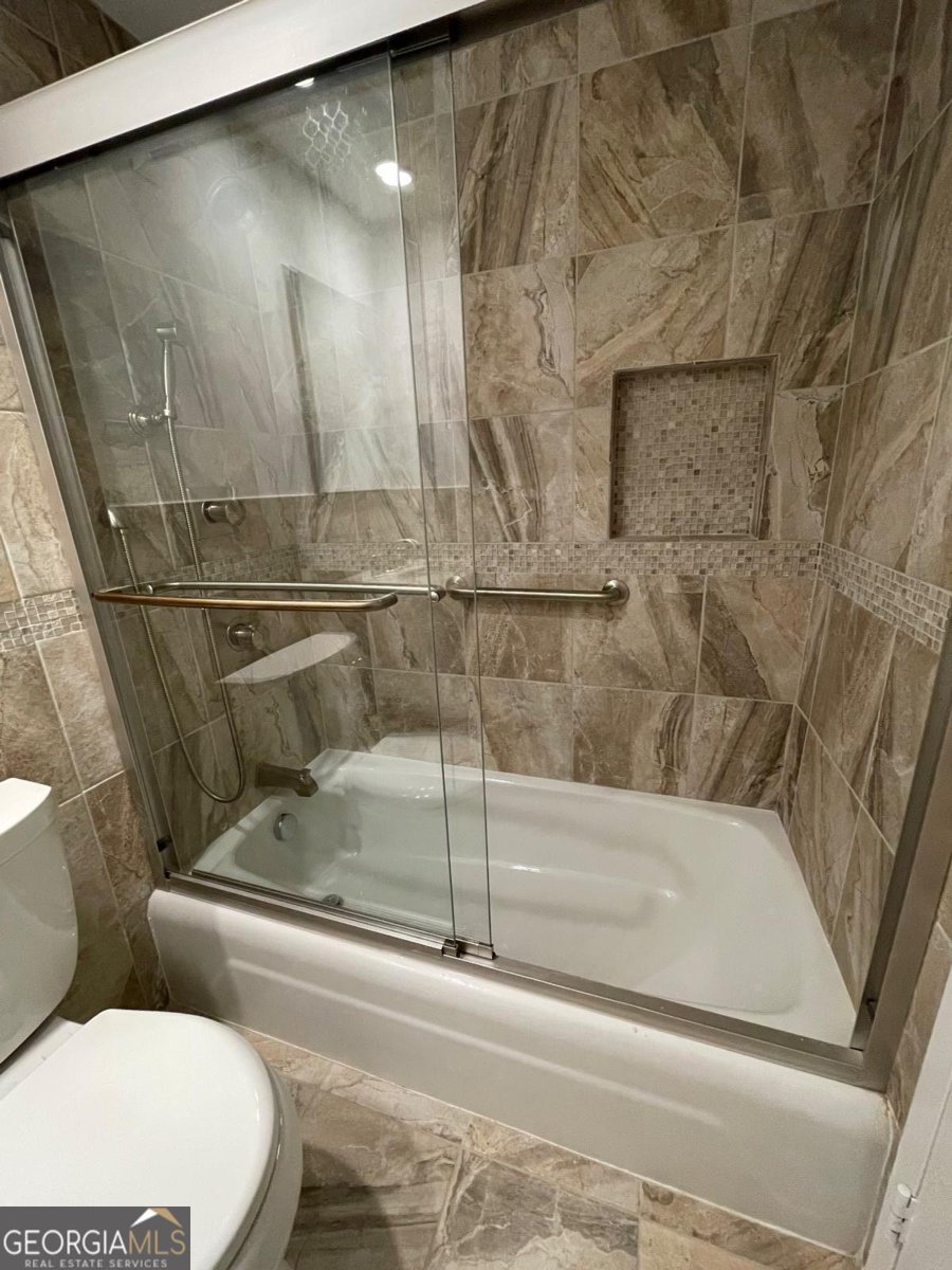 1501 Clairmont Road Decatur - 12