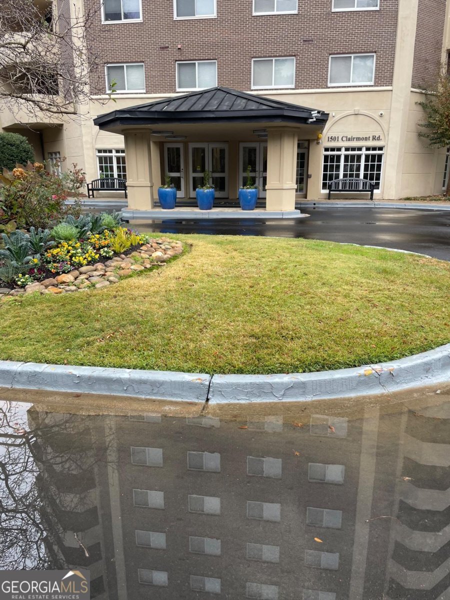 1501 Clairmont Road Decatur - 20