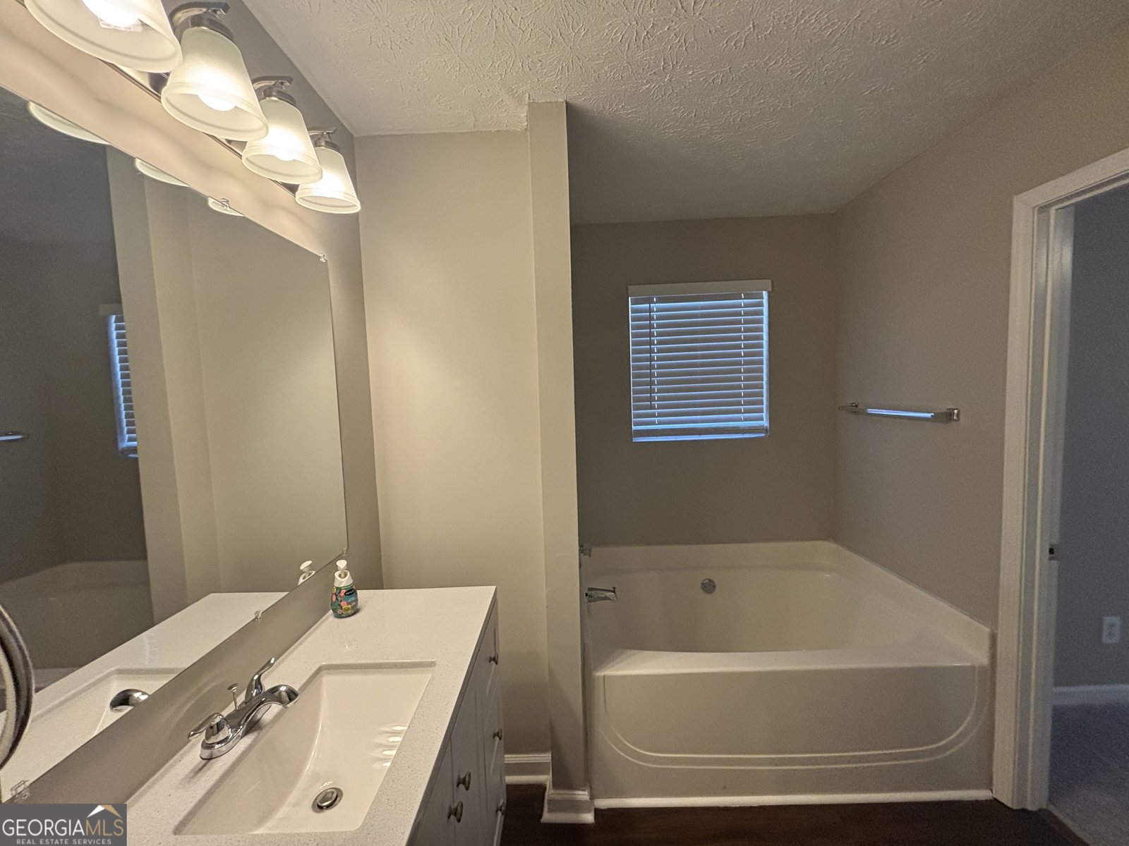 7455 Royal Court Riverdale - 11