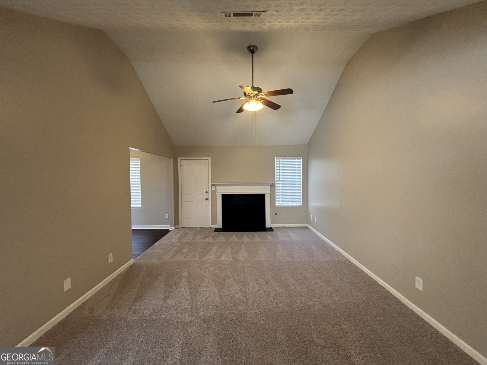 7455 Royal Court Riverdale - 6