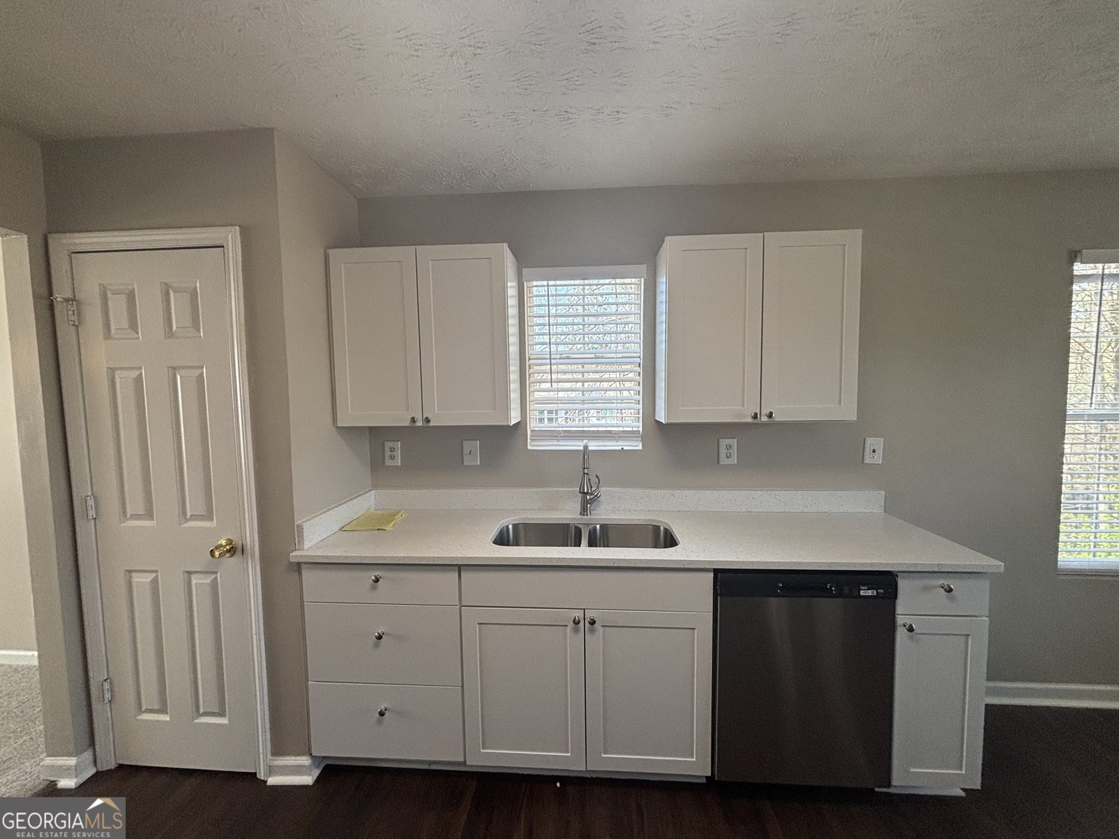 7455 Royal Court Riverdale - 7