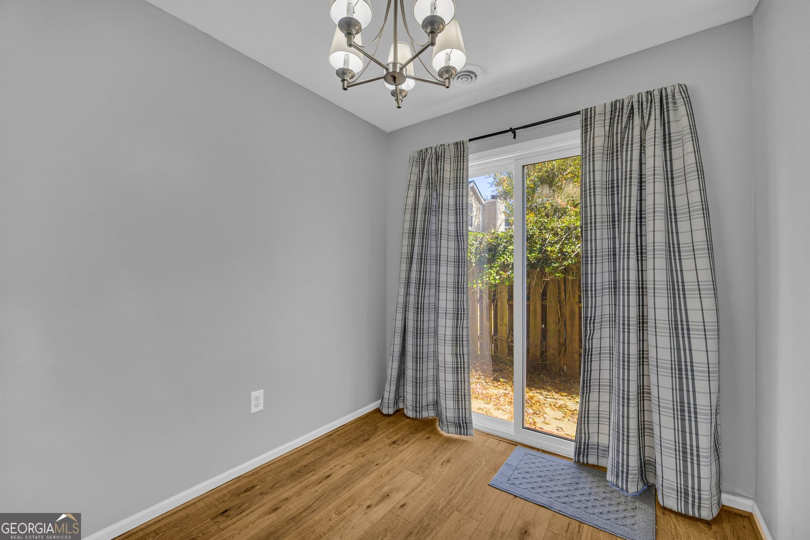 460 Huntington Road Athens - 25