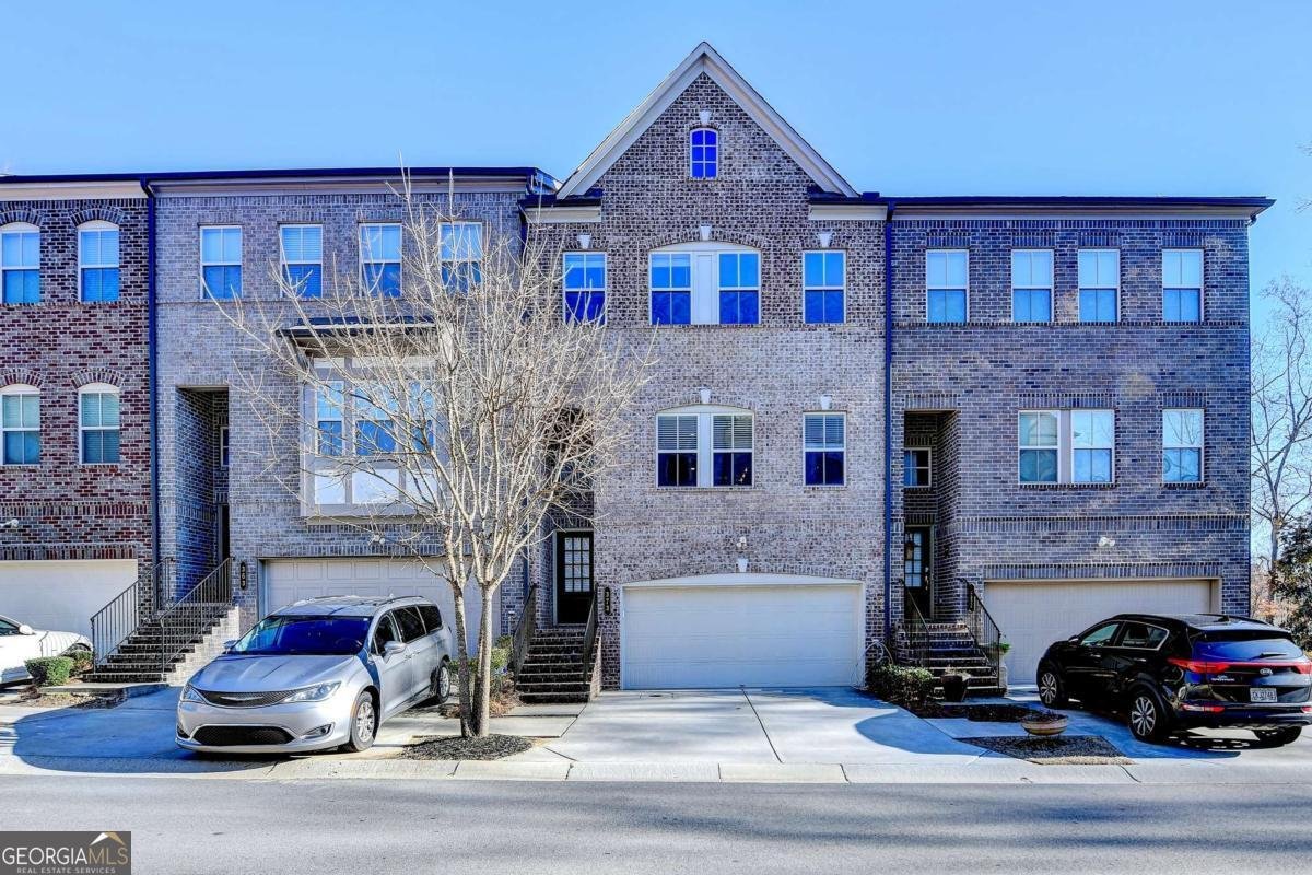 373 Via Secco Lane Suwanee - main photo