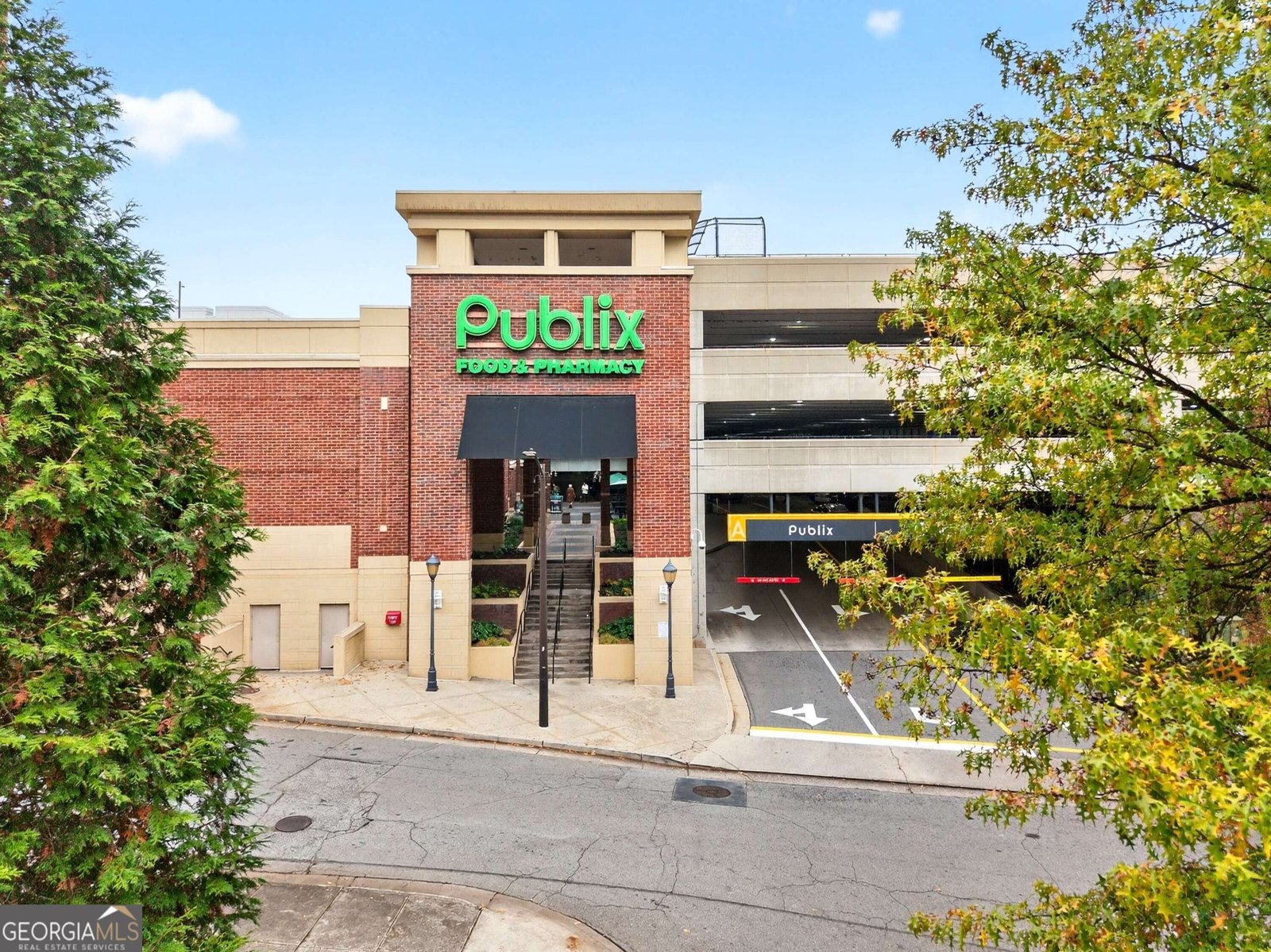 3668 Kingsboro Road Atlanta - 33