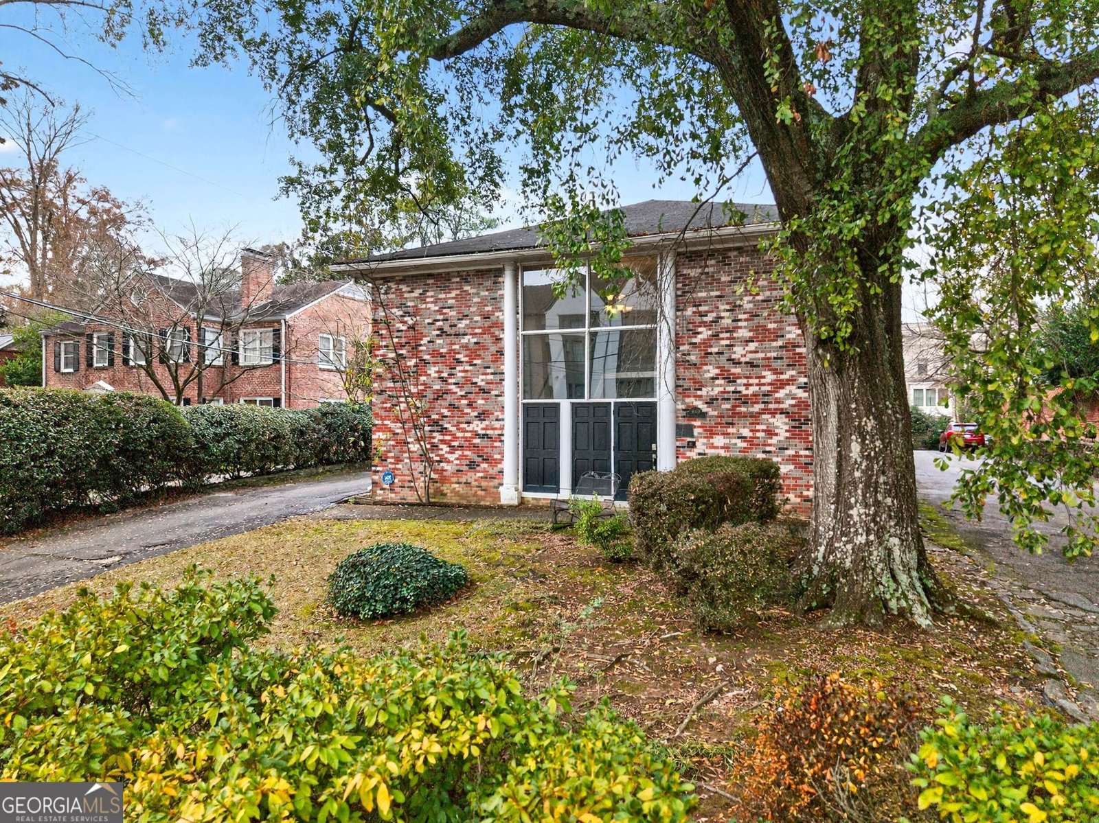 3668 Kingsboro Road Atlanta - 5