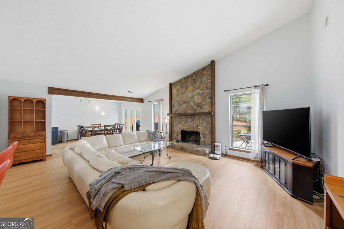 3983 Cripple Creek Drive Kennesaw - 27