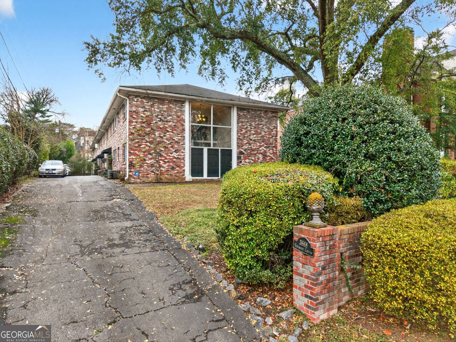 3668 Kingsboro Road Atlanta - 2