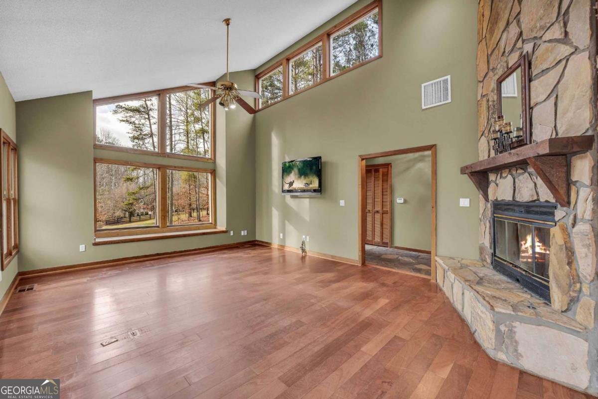 6302 Valley Stream Drive Cumming - 11