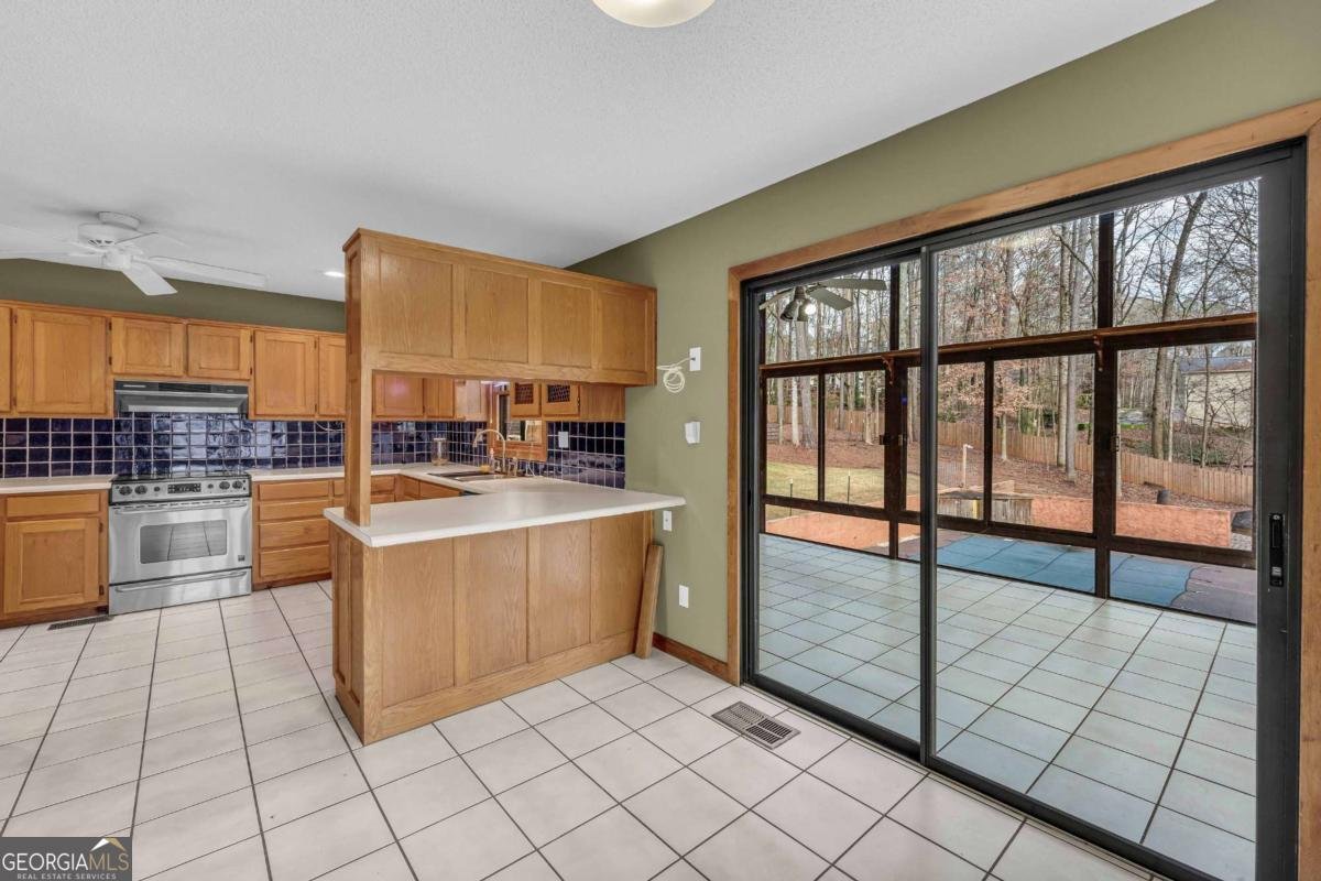 6302 Valley Stream Drive Cumming - 13