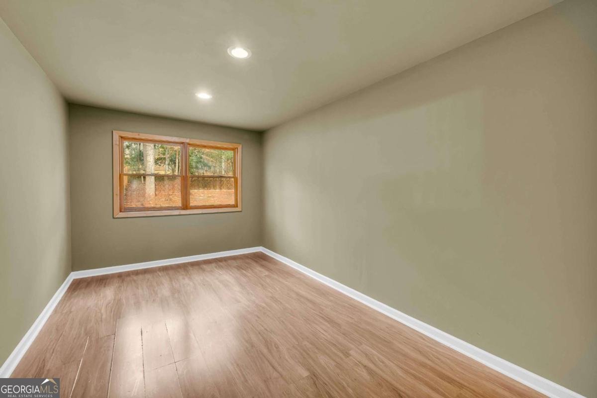 6302 Valley Stream Drive Cumming - 37