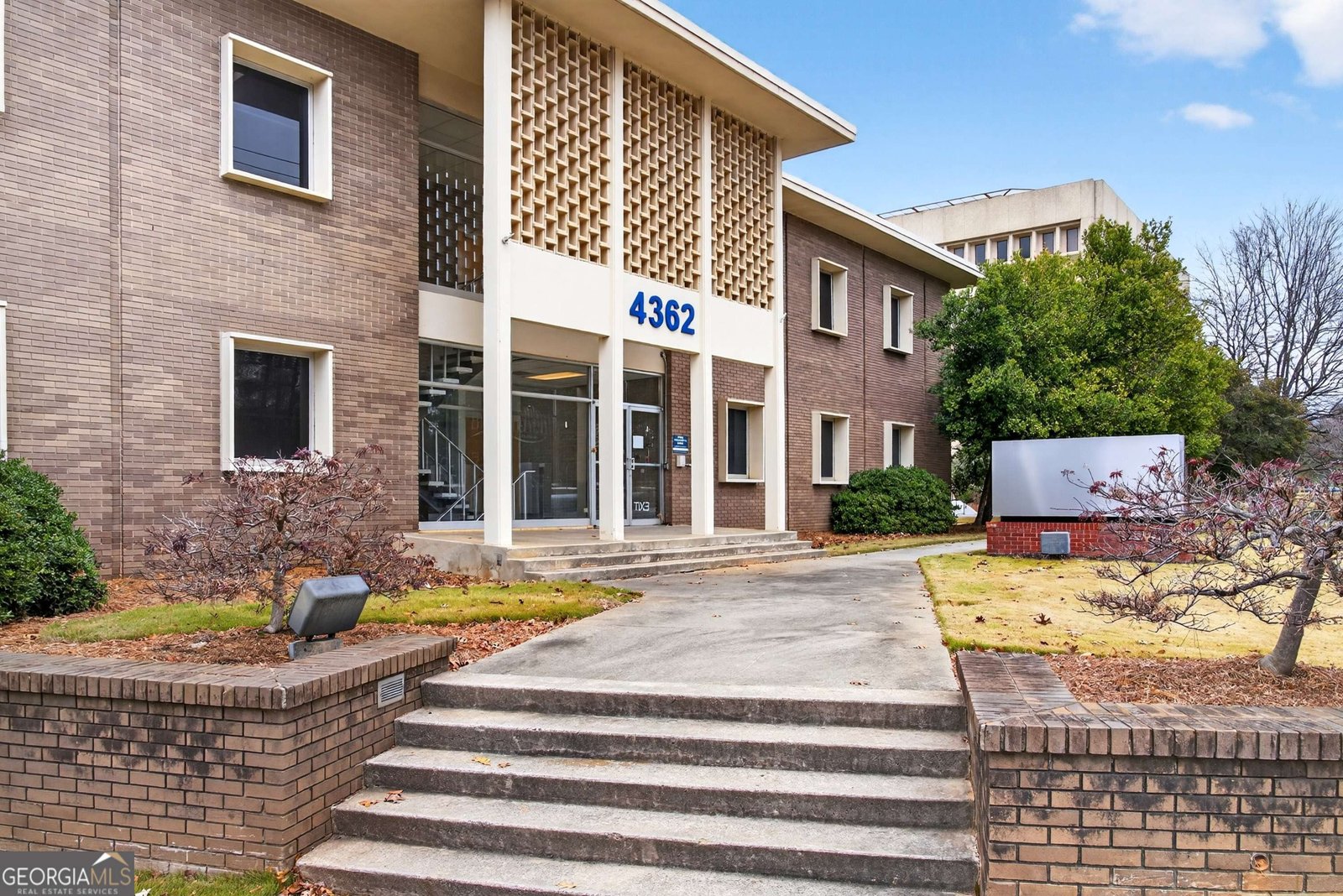 3668 Kingsboro Road Atlanta - 25