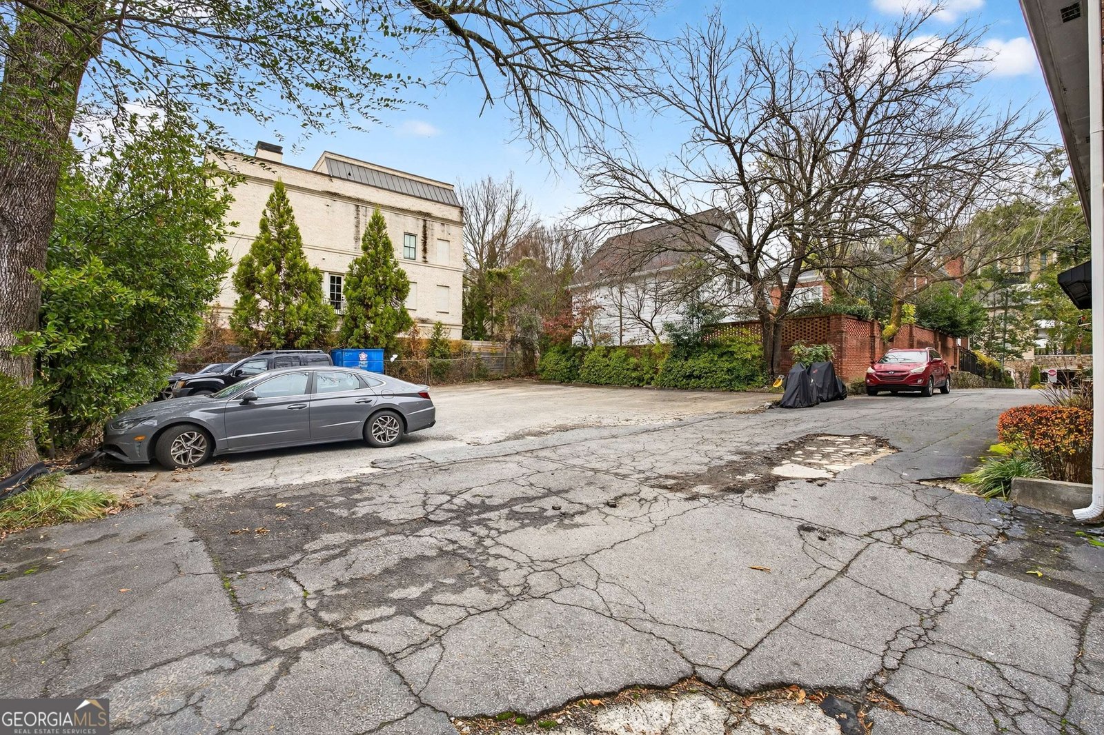 3668 Kingsboro Road Atlanta - 11