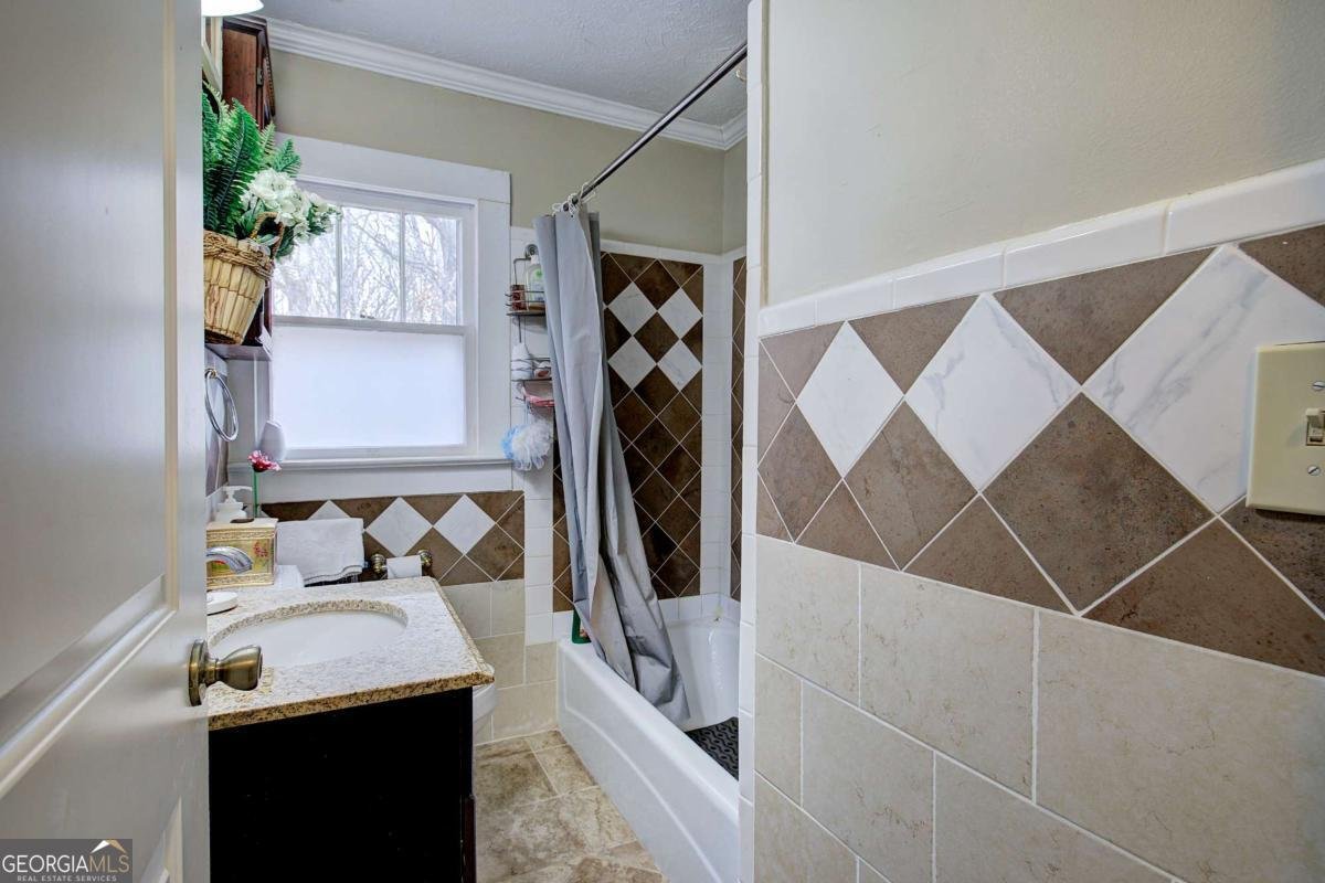 3222 Highway 411 White - 20