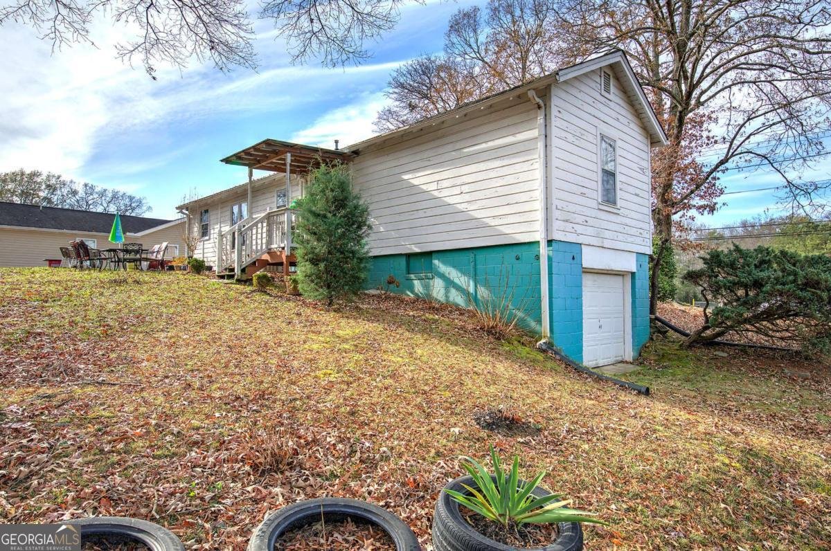 3222 Highway 411 White - 24