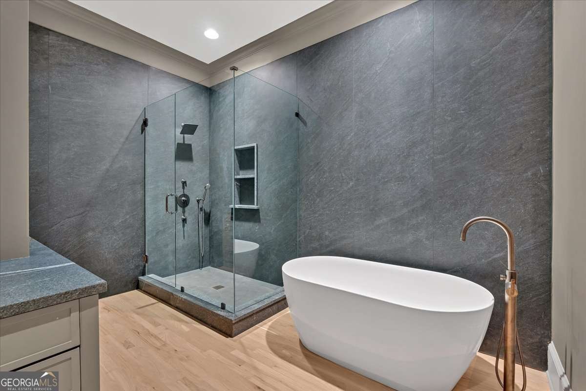 400 OLD IVY Road Atlanta - 135